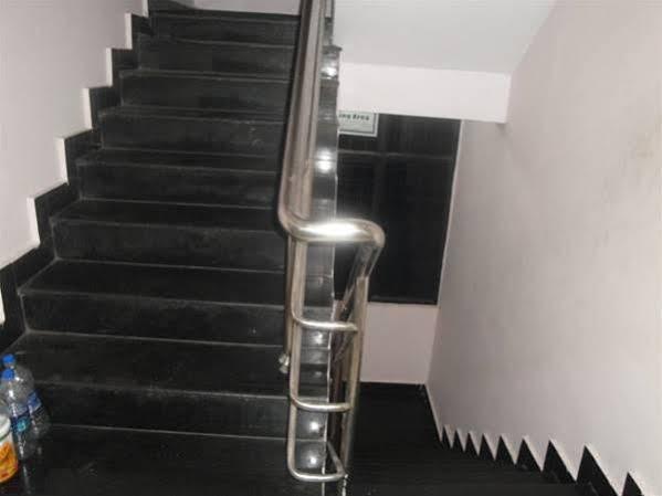 Oyo Hotel Lakshmi Paradise Visakhapatnam Extérieur photo