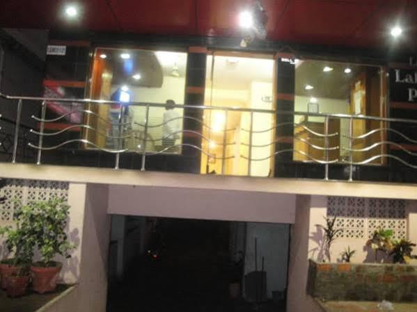 Oyo Hotel Lakshmi Paradise Visakhapatnam Extérieur photo