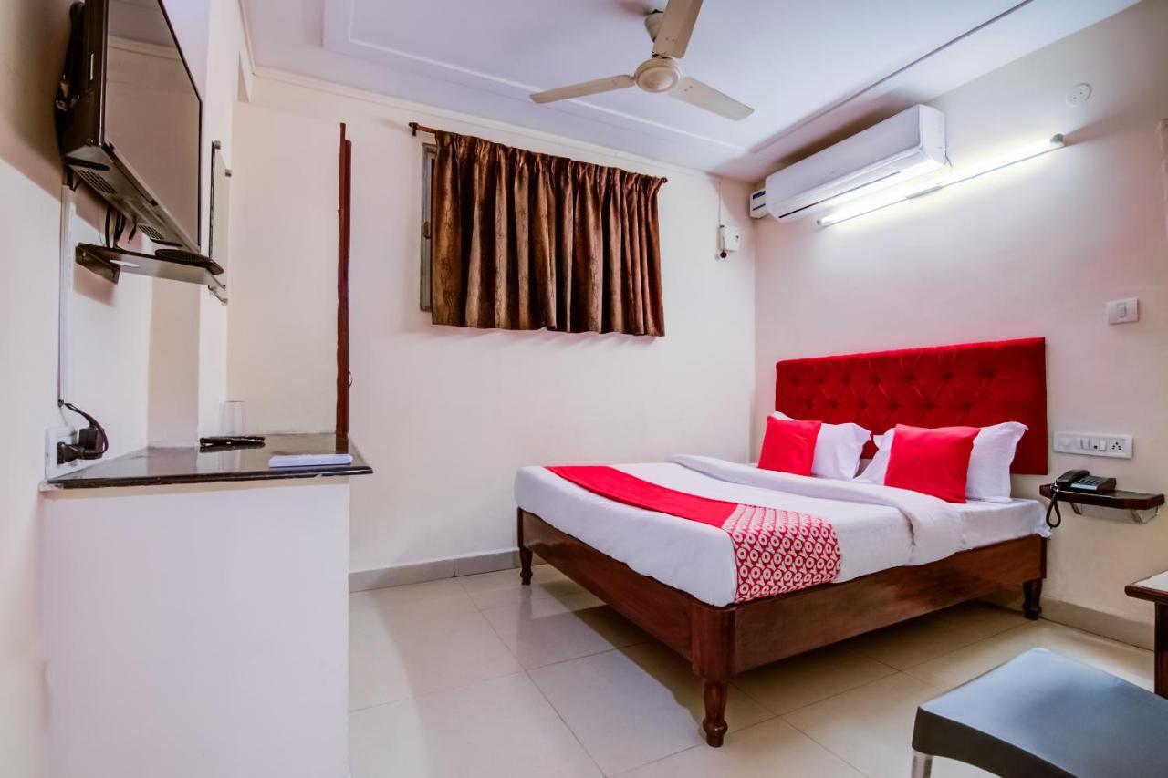 Oyo Hotel Lakshmi Paradise Visakhapatnam Extérieur photo