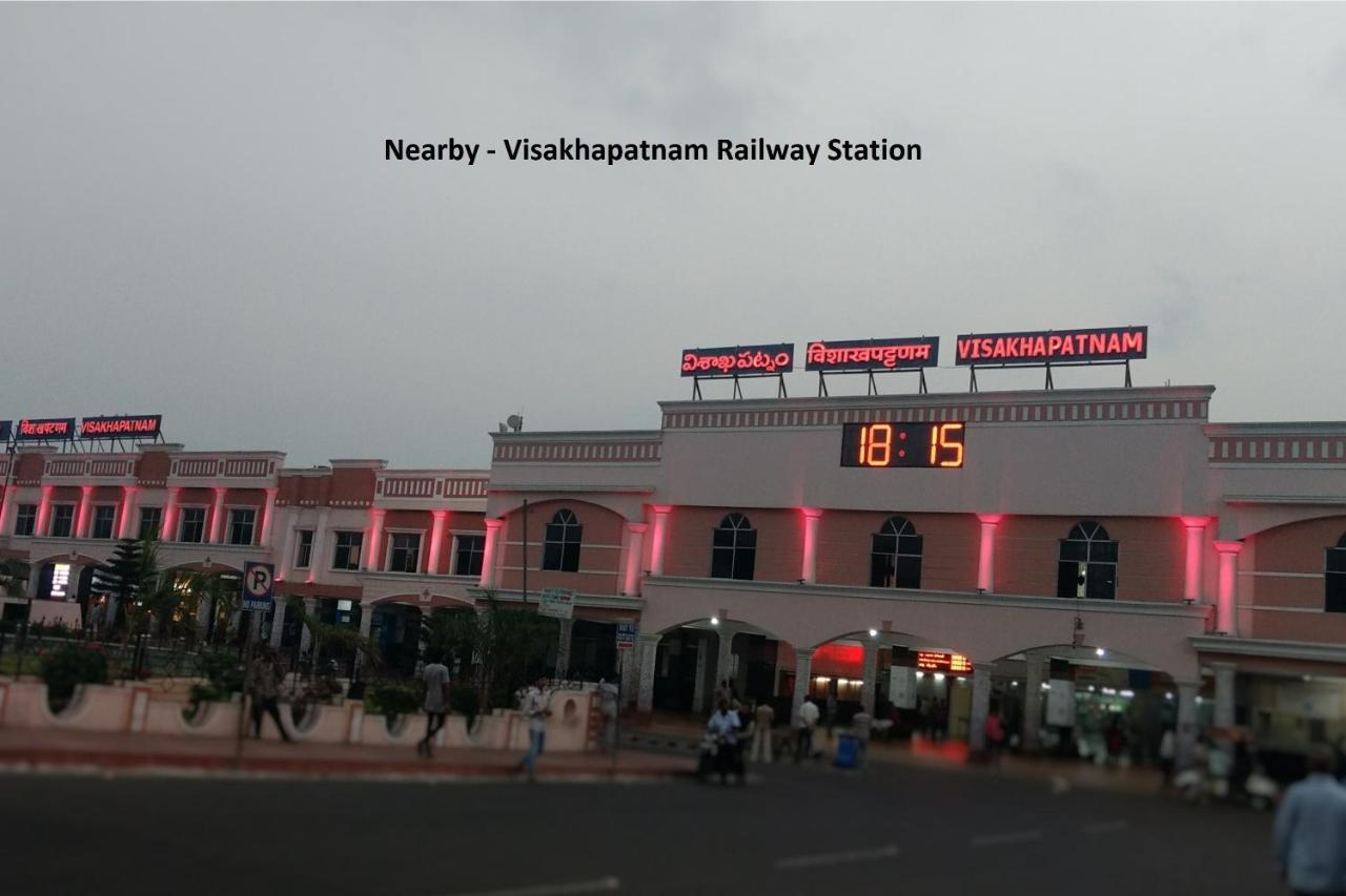 Oyo Hotel Lakshmi Paradise Visakhapatnam Extérieur photo
