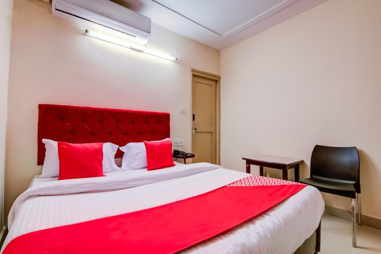 Oyo Hotel Lakshmi Paradise Visakhapatnam Extérieur photo